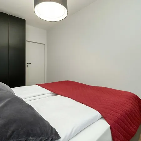 Apartment Stylish With Parking Next To Manufaktura By Rent Like Łódź