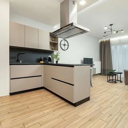 Stylish With Parking Next To Manufaktura By Rent Like Apartment Łódź