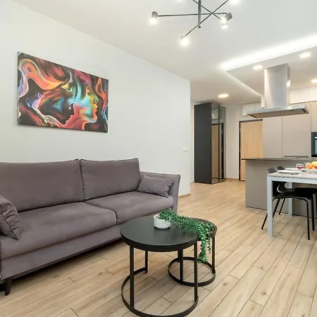 Stylish With Parking Next To Manufaktura By Rent Like *