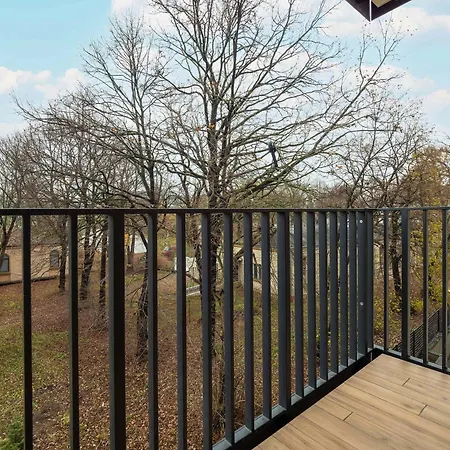 Cosy With Parking By Rent Like Apartment Lodz