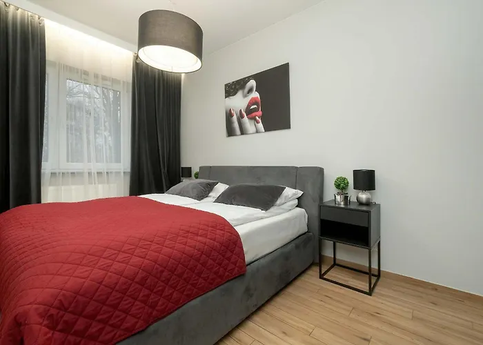 Stylish With Parking Next To Manufaktura By Rent Like Apartman *