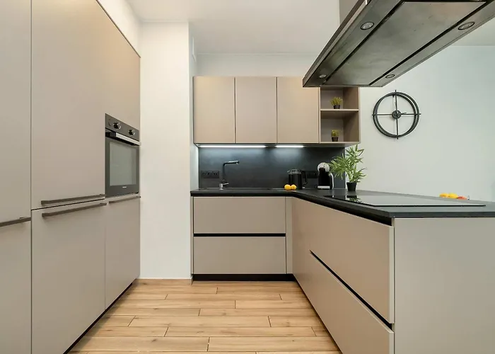 Stylish With Parking Next To Manufaktura By Rent Like